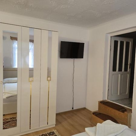 Bed and Breakfast Rozsa Panzio Rimetea Exteriér fotografie