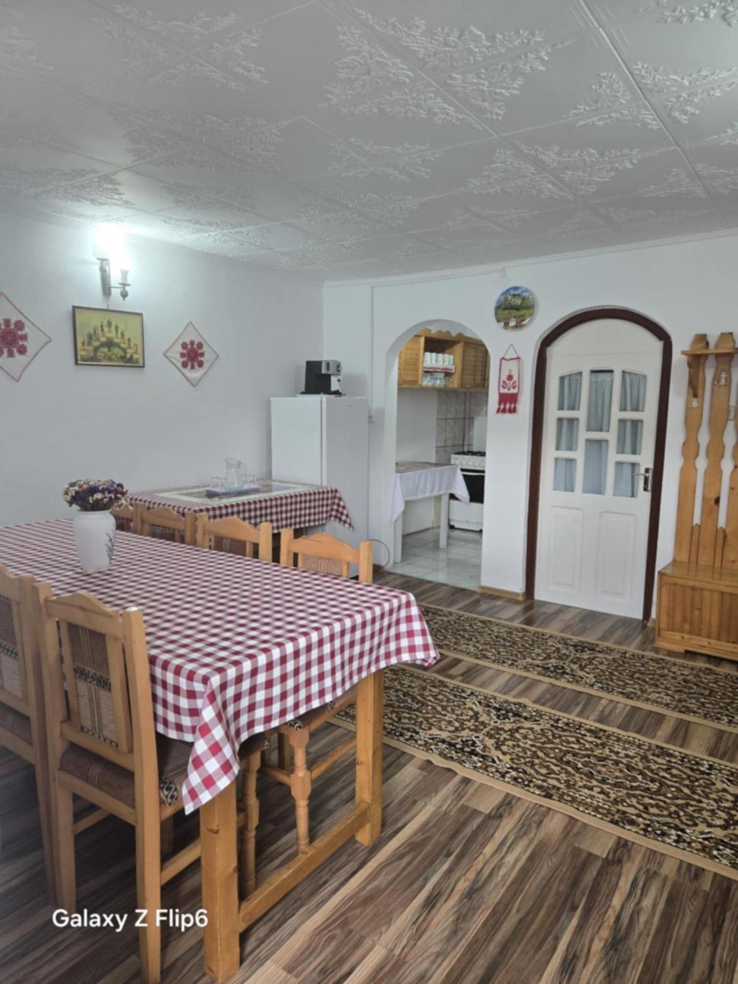 Bed and Breakfast Rozsa Panzio Rimetea Exteriér fotografie